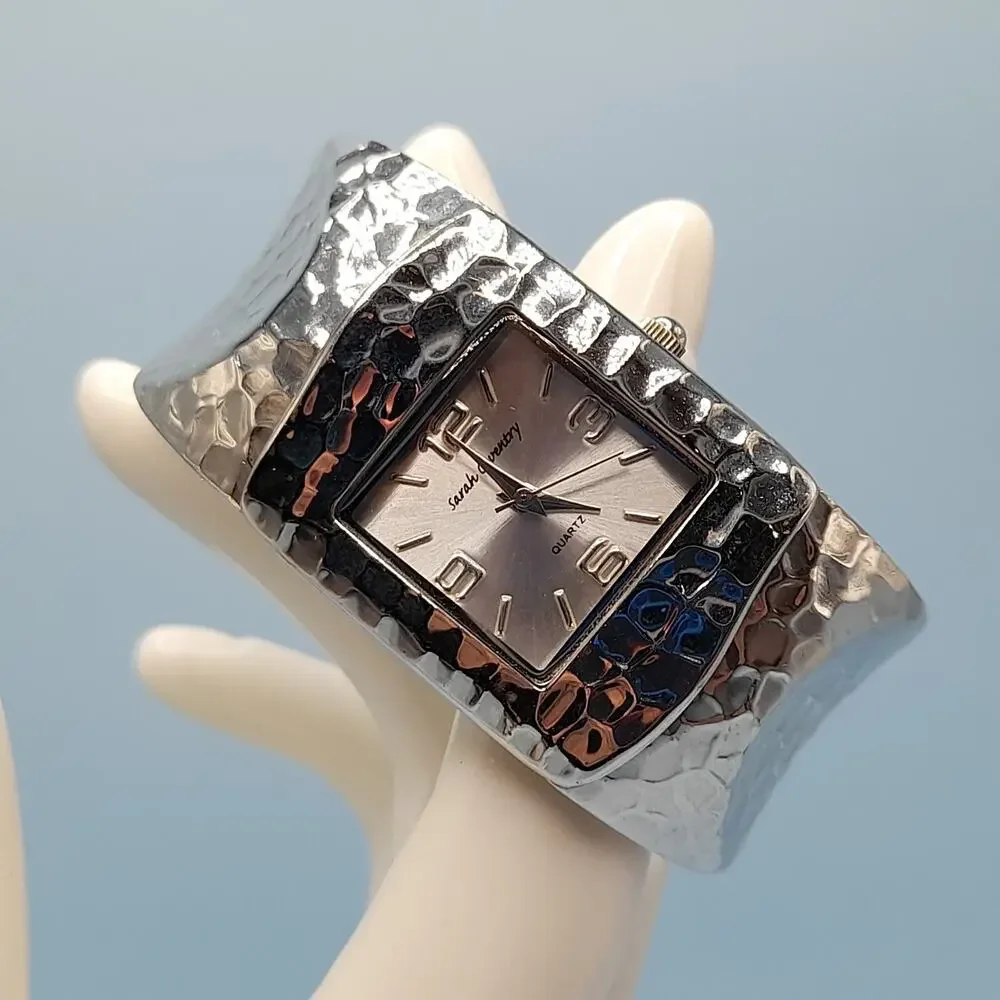 Sarah Coventry Watch Women's Hammered Silver Metal Cuff Hinge Band Needs Battery